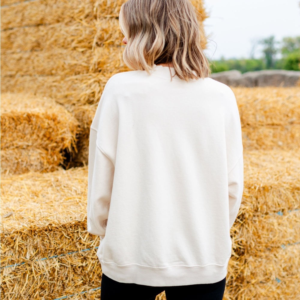 Perfect White Tee Sweatshirt - Picture 3 of 8